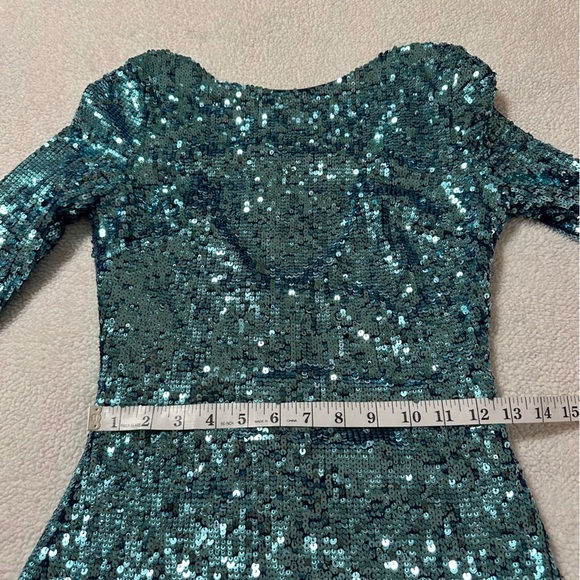 Dress the Population Emery Dress Ice Blue Sequin Long Sleeve Metallic Cocktail - Picture 11 of 17
